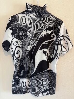 Black and White mock neck shirt with short sleeves + abstract design